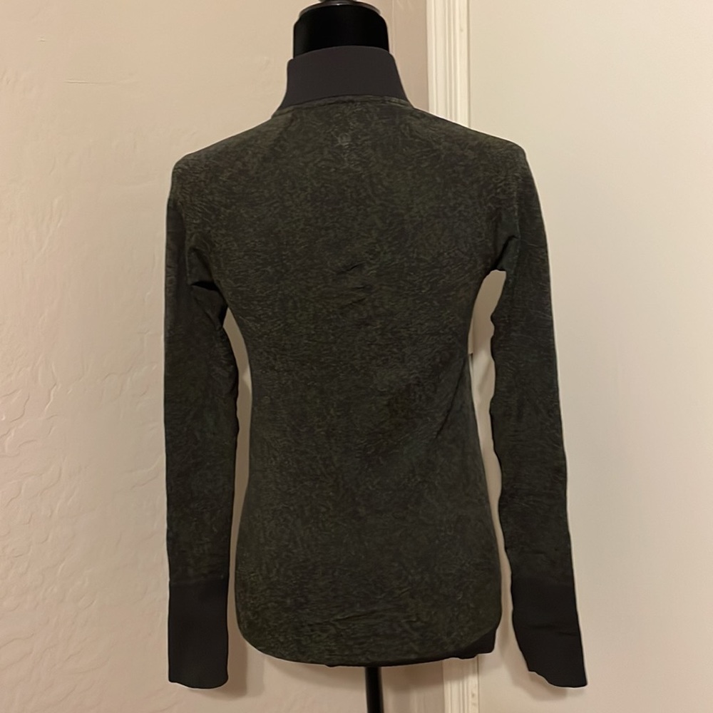 Lululemon Pull Over - image 5